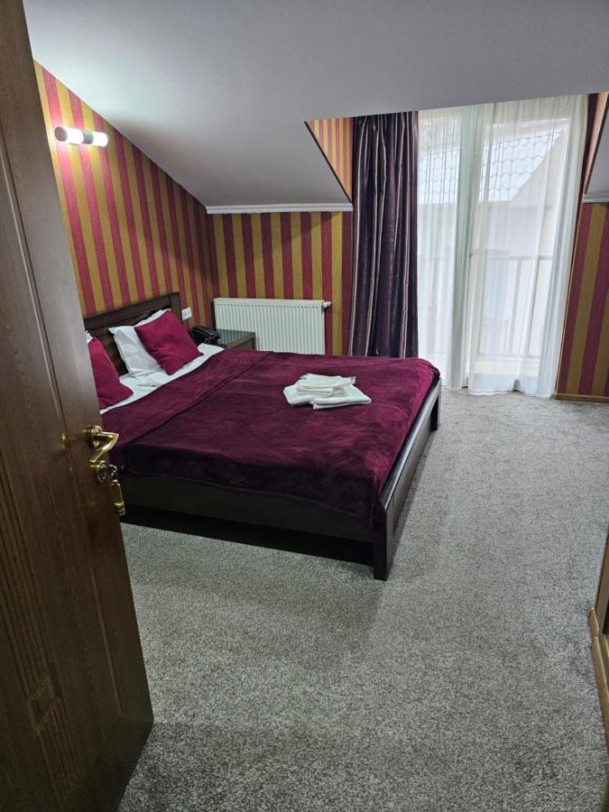 Danisimo Hotel Tiflis Exterior foto