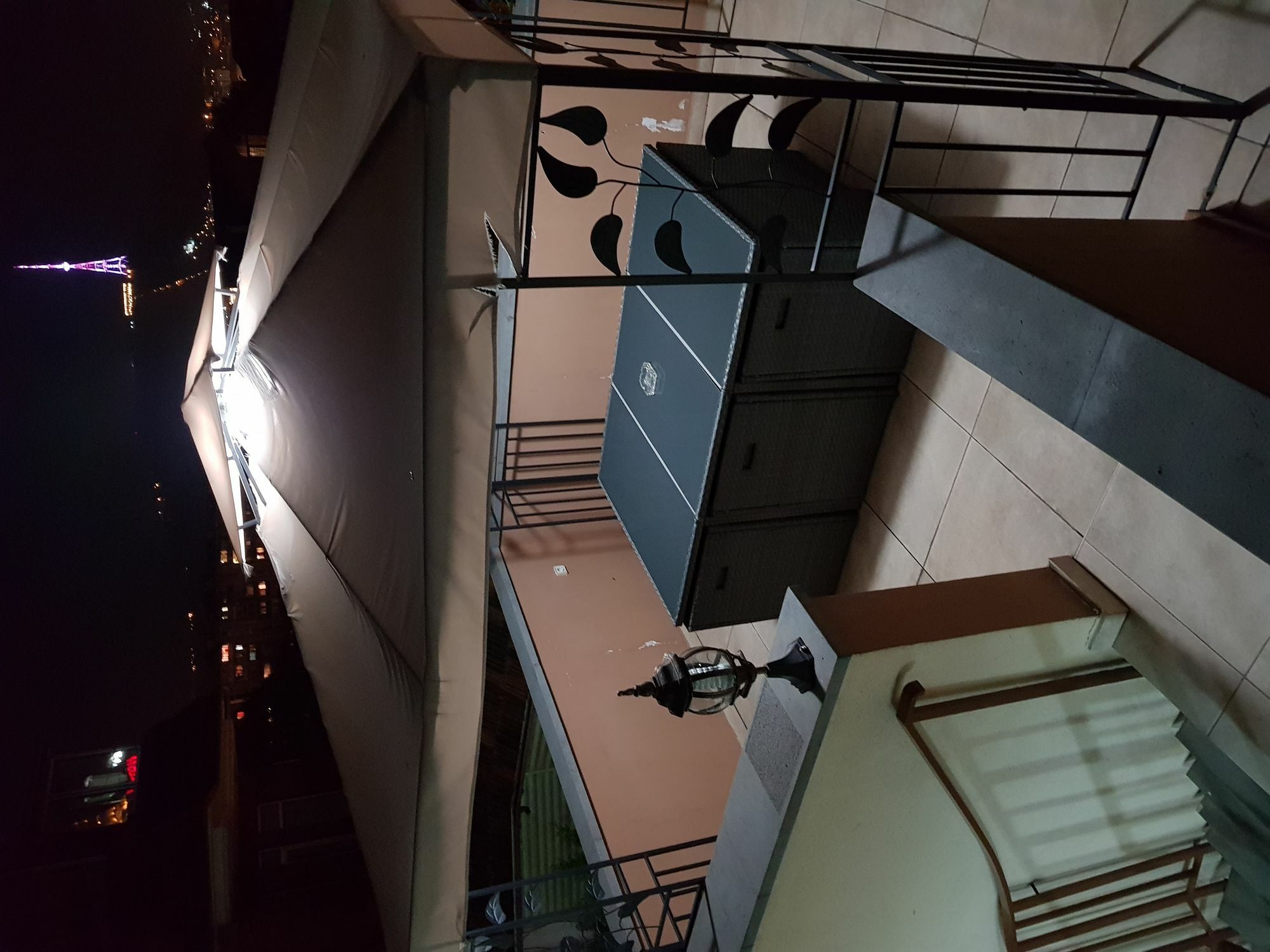 Danisimo Hotel Tiflis Exterior foto