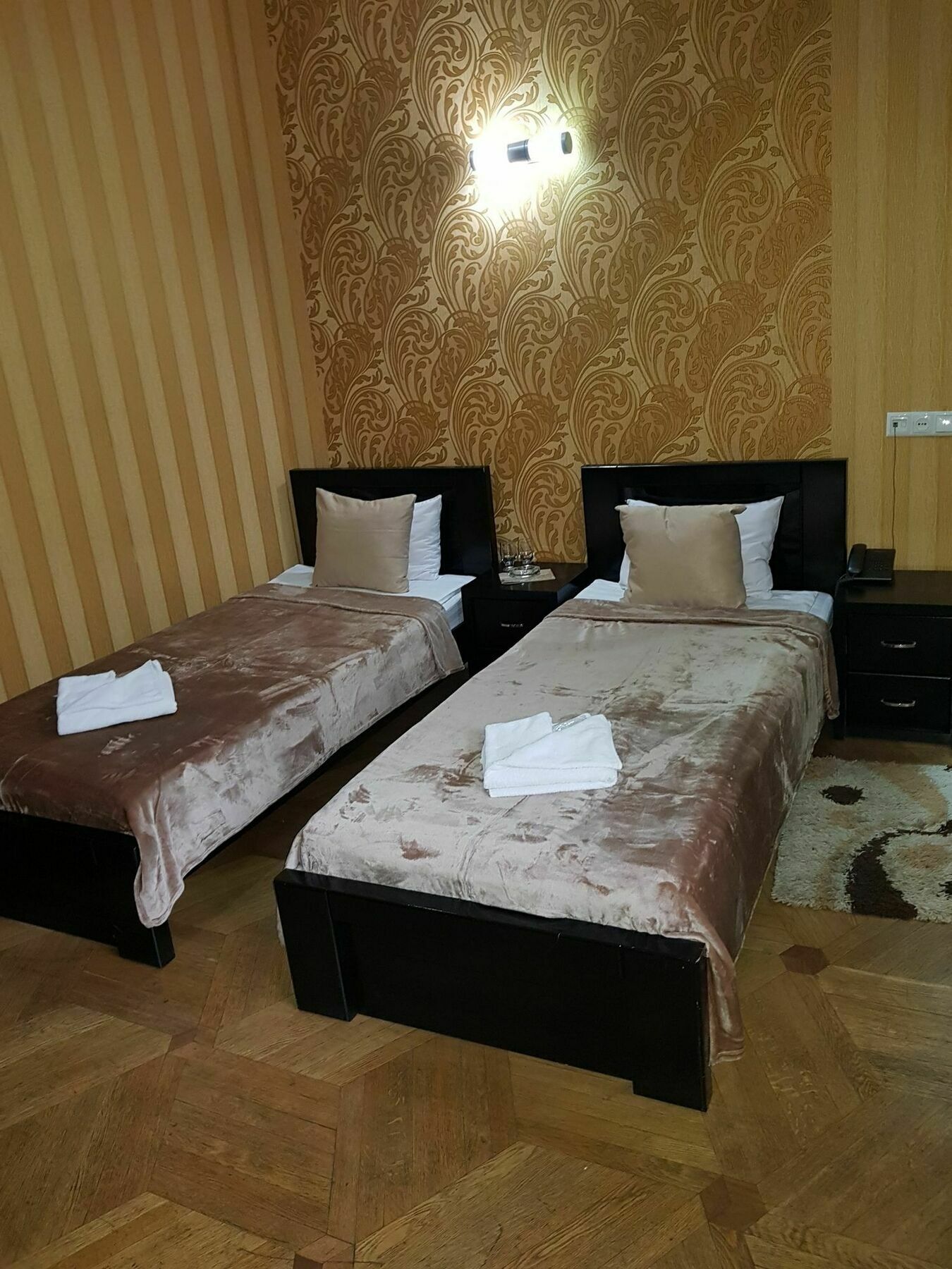 Danisimo Hotel Tiflis Exterior foto