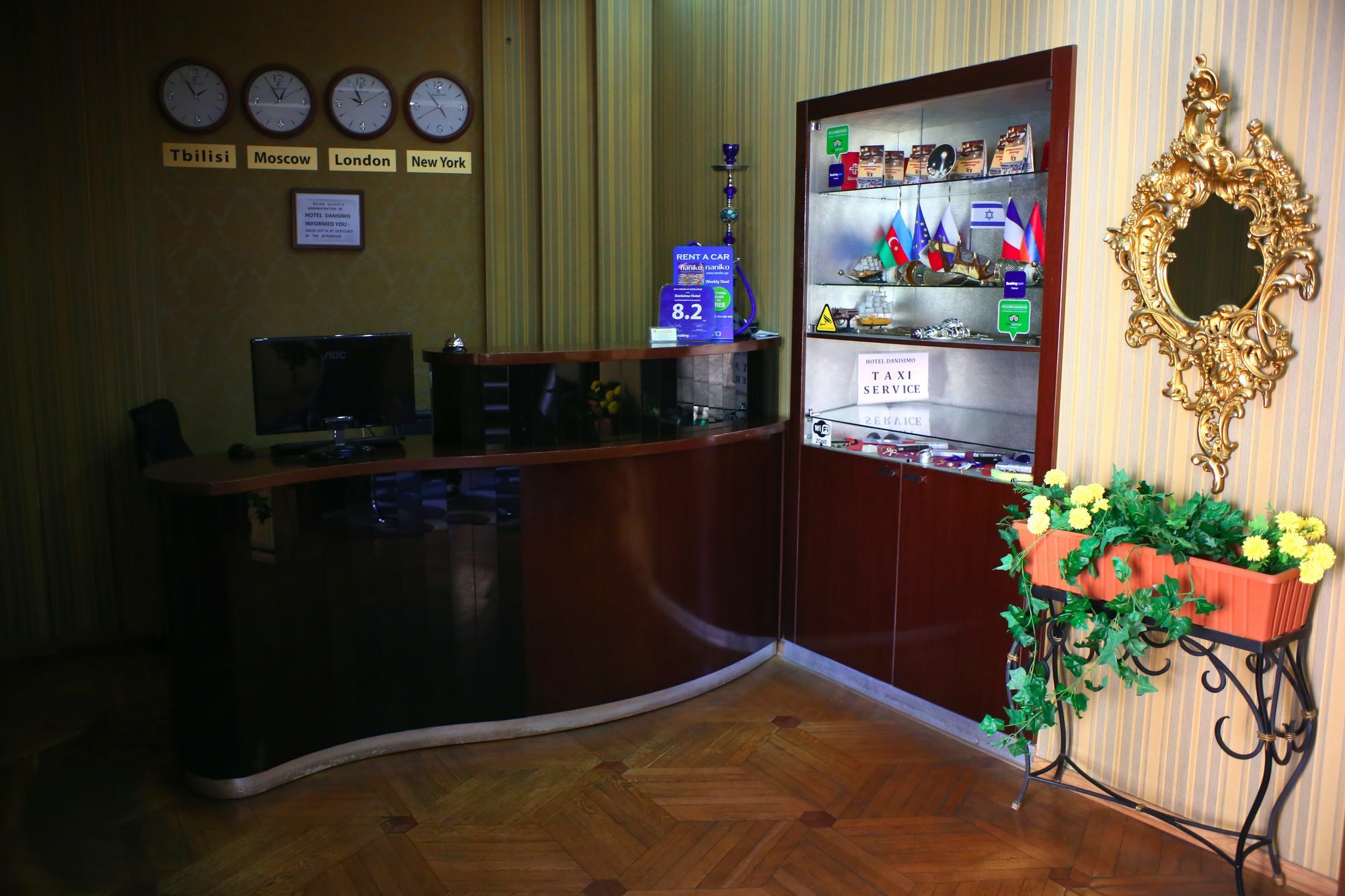 Danisimo Hotel Tiflis Exterior foto